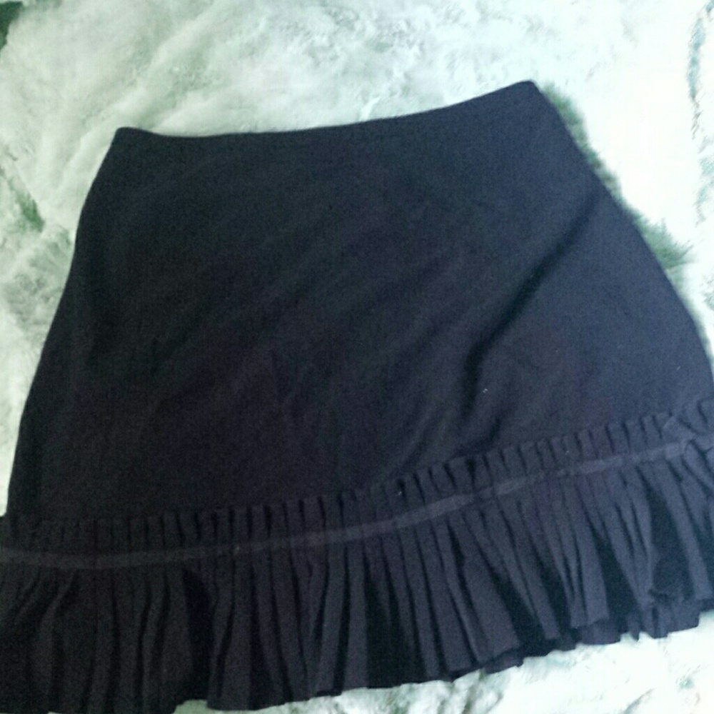 Black skirt